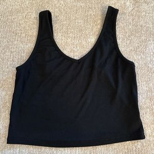 5/$25 Black V-Neck Ribbed Crop Top - Size Large
